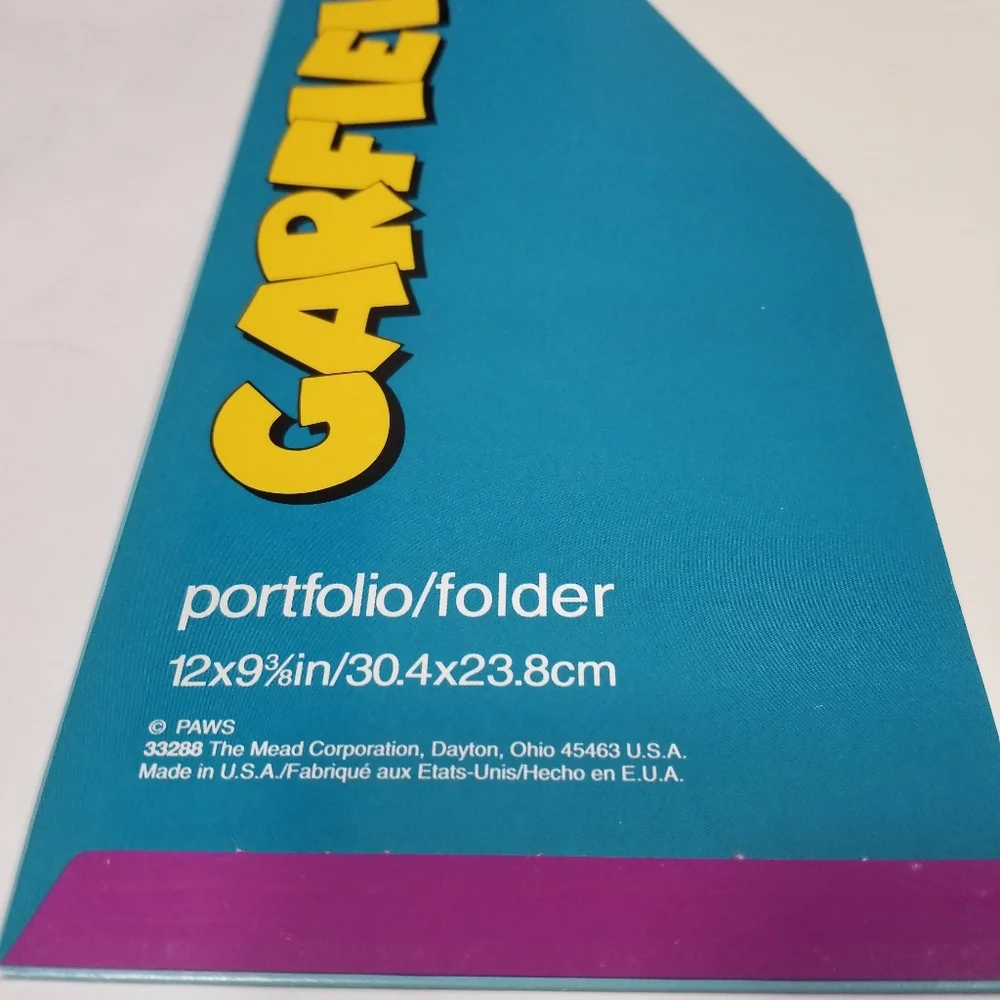 Vintage Mead Garfield Cat Portfolio Folder 12x9 3/8